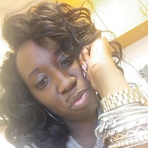 Meet your Posher, Deidra